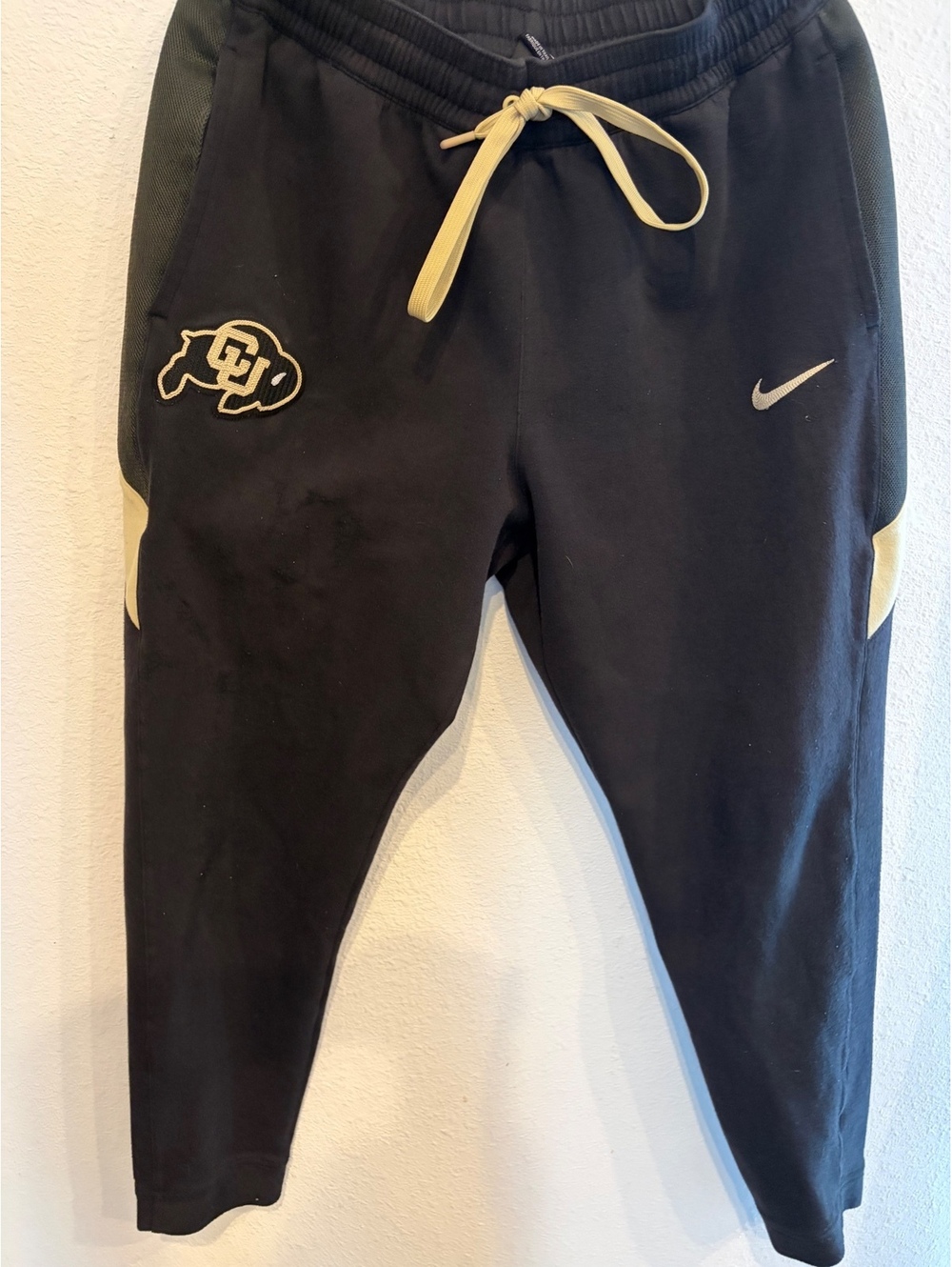 Nike University of Colorado Black and Gold Jogger Sweatpants XL